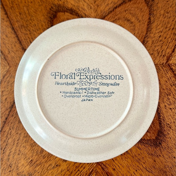Floral Expressions Summertime Salad Plate, Hearthside Stoneware, Retro Floral - Picture 3 of 6